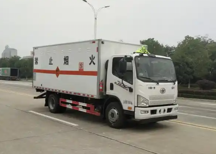 博乐爆破器材运输车可以上高速吗？